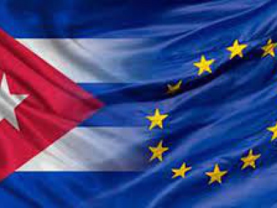 Grafik: Kubanische und EU-Flagge miteinander verwoben