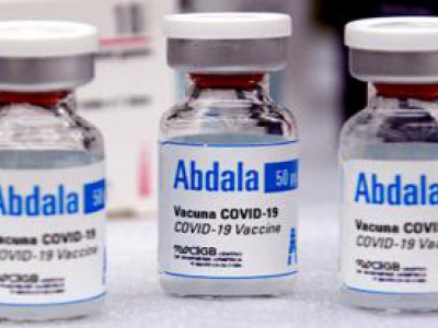 kubanischer Impfstoff Abdala in Dosierungsflaschen