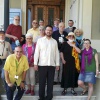 Gruppenfoto mit dem stellvertretenden Vizedirektor des Centro Fidel Castro Ruz, Elier Ramírez, der unsere Delegation mit großer Wiedersehensfreude empfing. Er hatte vor einigen Jahren am Fest der Linken in Berlin teilgenommen. Fotos: Cuba sí