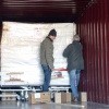 23. Dezember 2019: Container für die Geburtsklinik „Ramón ­González Coro“ wird gepackt