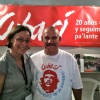Treffen mit Freunden: Martha und Roberto am Stand von Cuba Sí